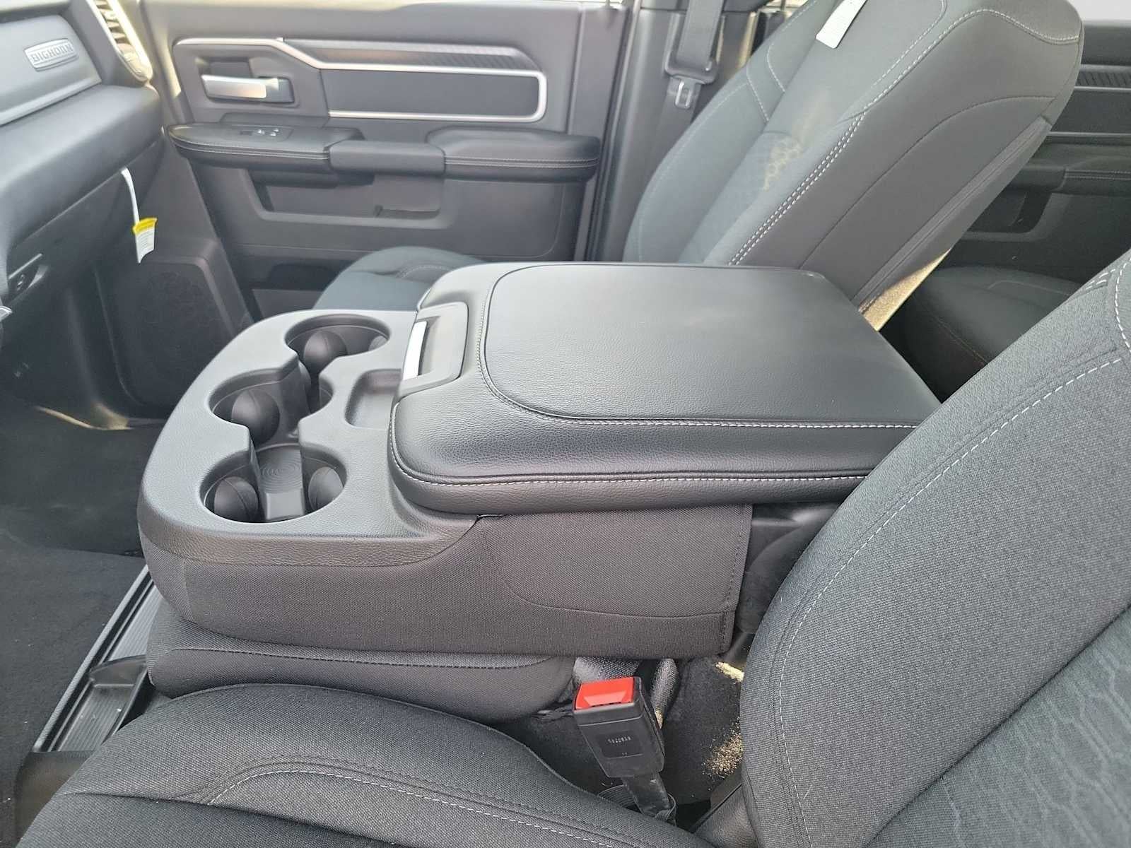 2025 RAM 2500 Big Horn Crew Cab 4x4 6'4' Box