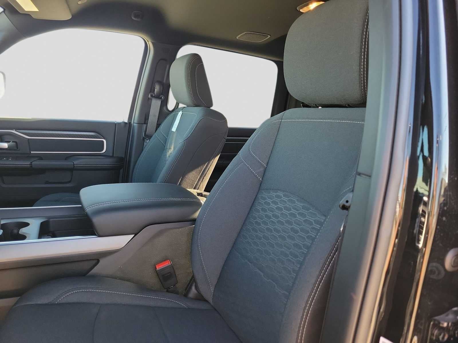 2026 RAM 2500 RAM 2500 LONE STAR CREW CAB 4X4 6'4' BOX