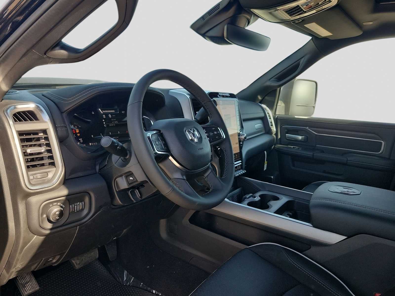 2026 RAM 2500 RAM 2500 LARAMIE CREW CAB 4X4 6'4' BOX