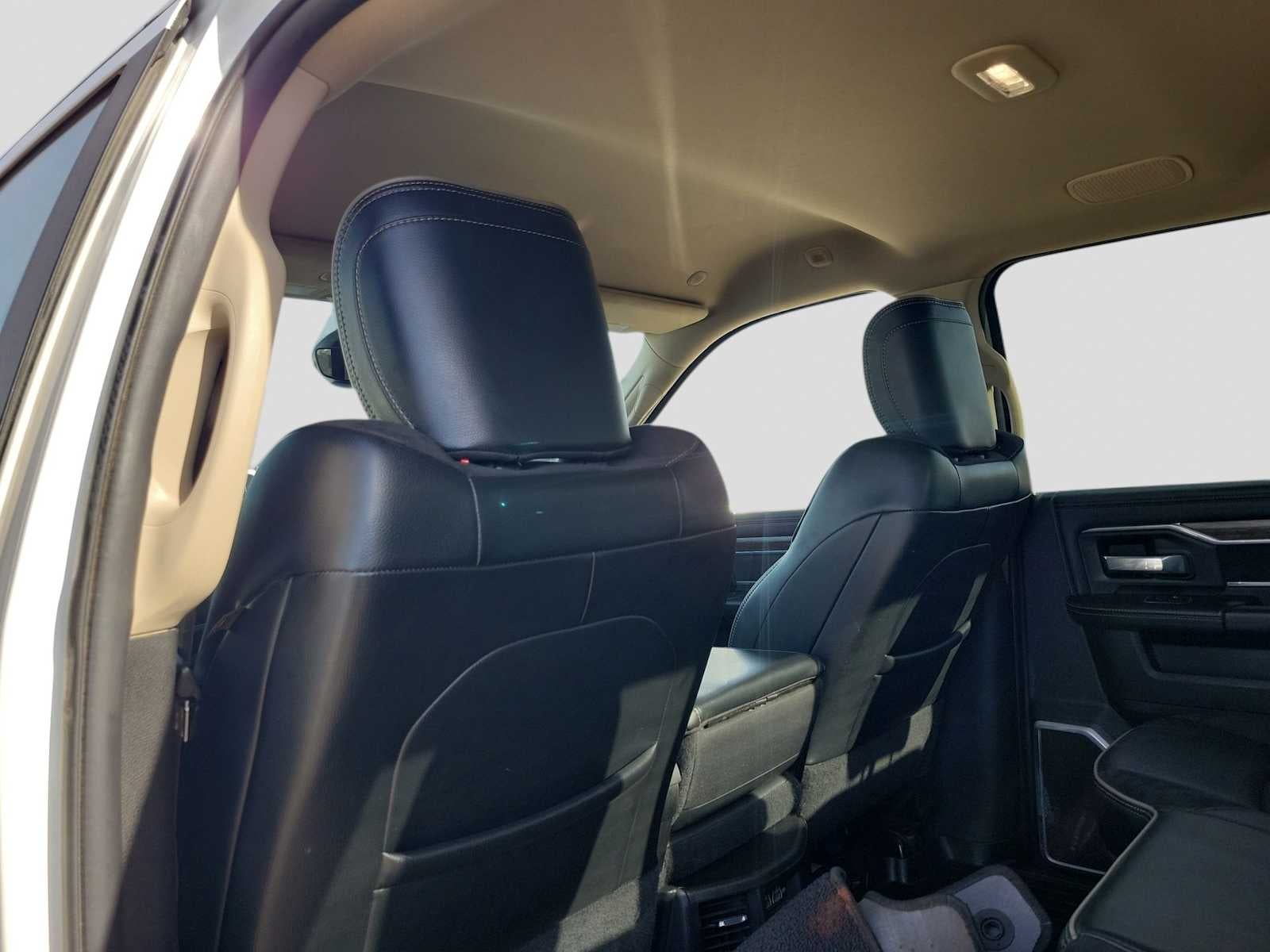 2021 RAM 2500 Laramie Crew Cab 4x4 6'4' Box