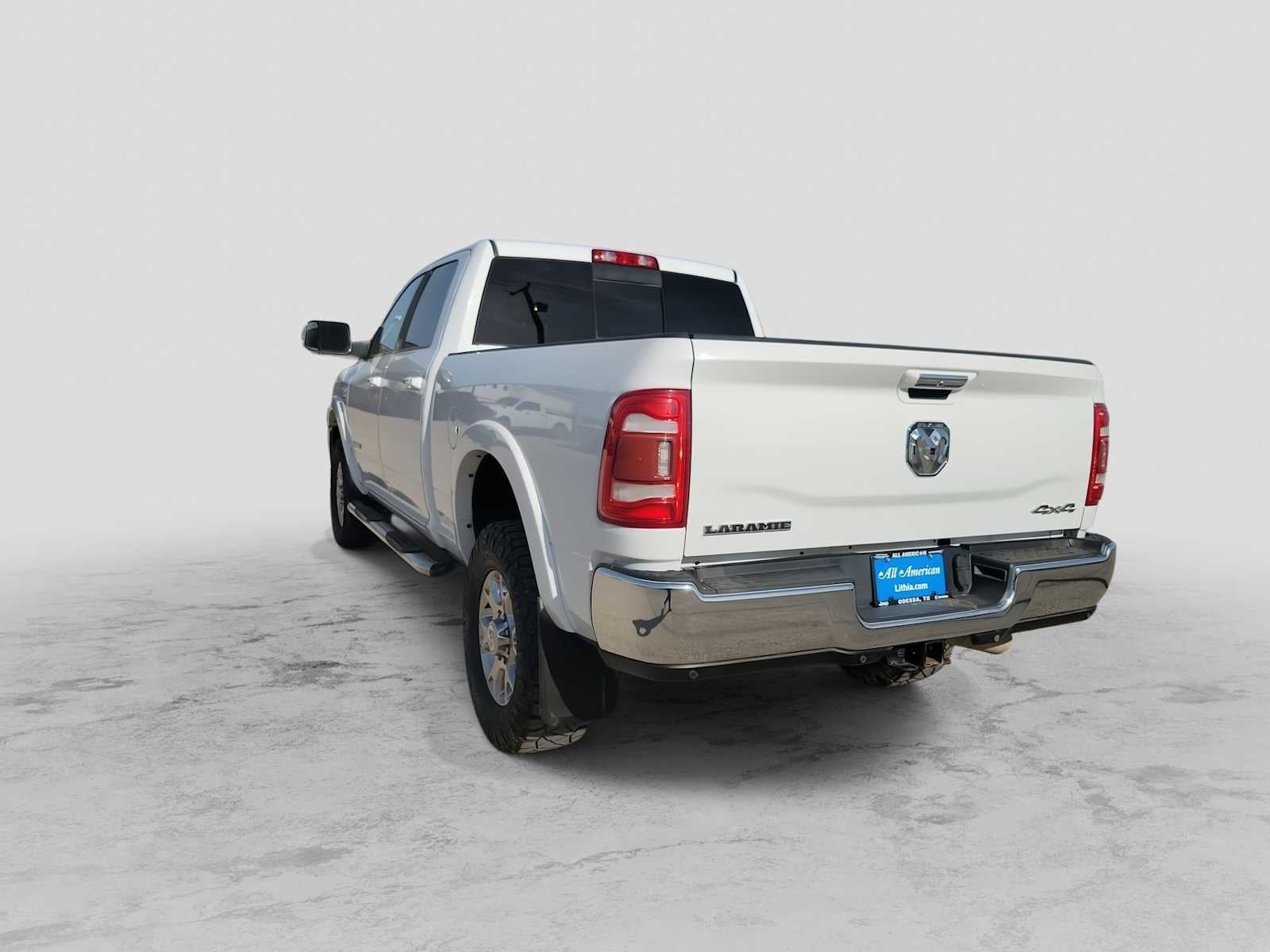 2021 RAM 2500 Laramie Crew Cab 4x4 6'4' Box