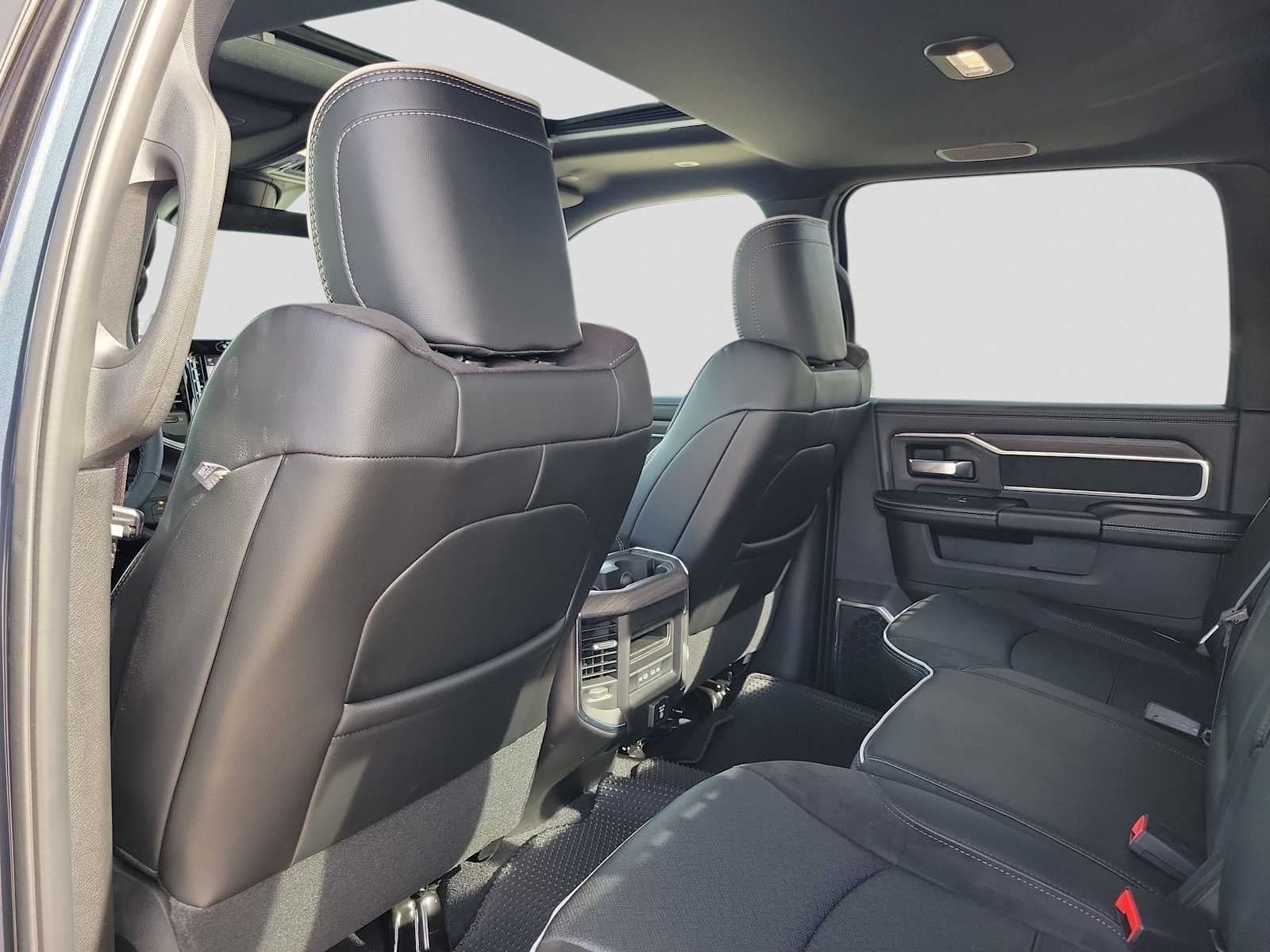 2026 RAM 2500 RAM 2500 LARAMIE CREW CAB 4X4 6'4' BOX