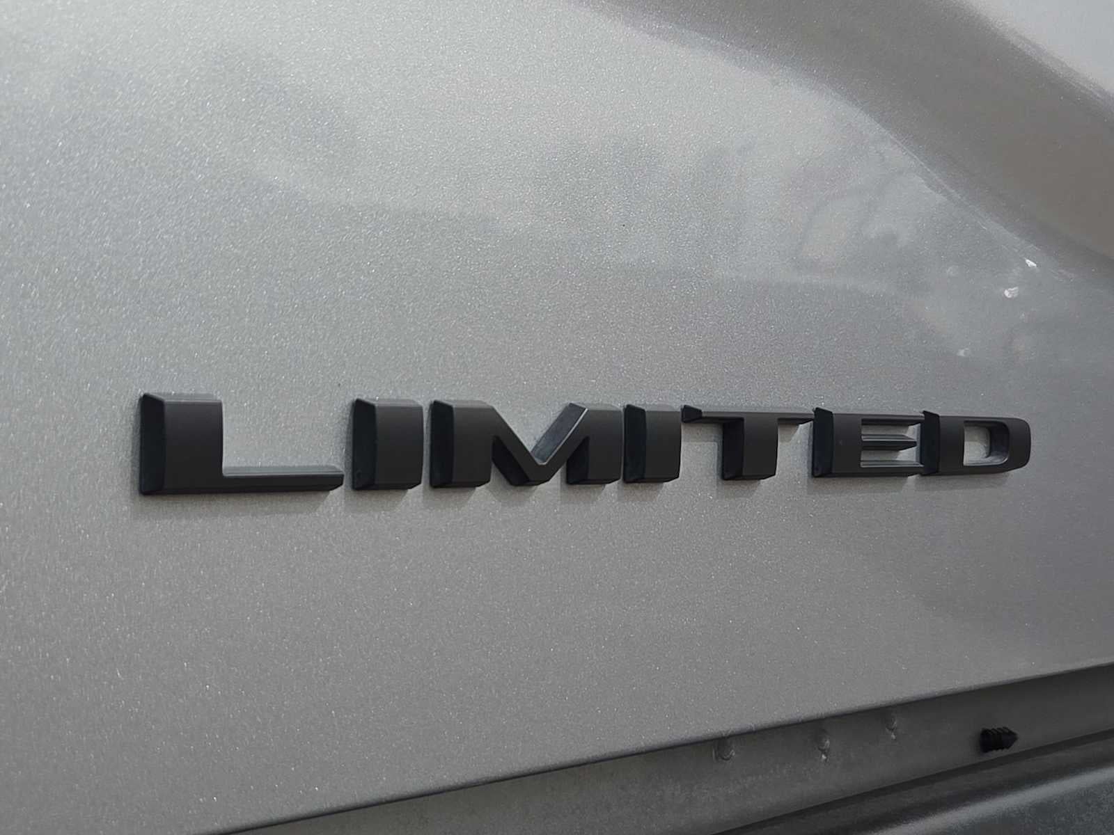 2022 RAM 2500 Limited Mega Cab 4x4 6'4' Box