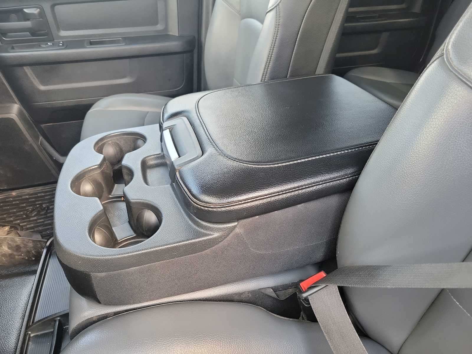 2022 RAM 5500 Chassis Cab Tradesman/SLT/Laramie/Limited