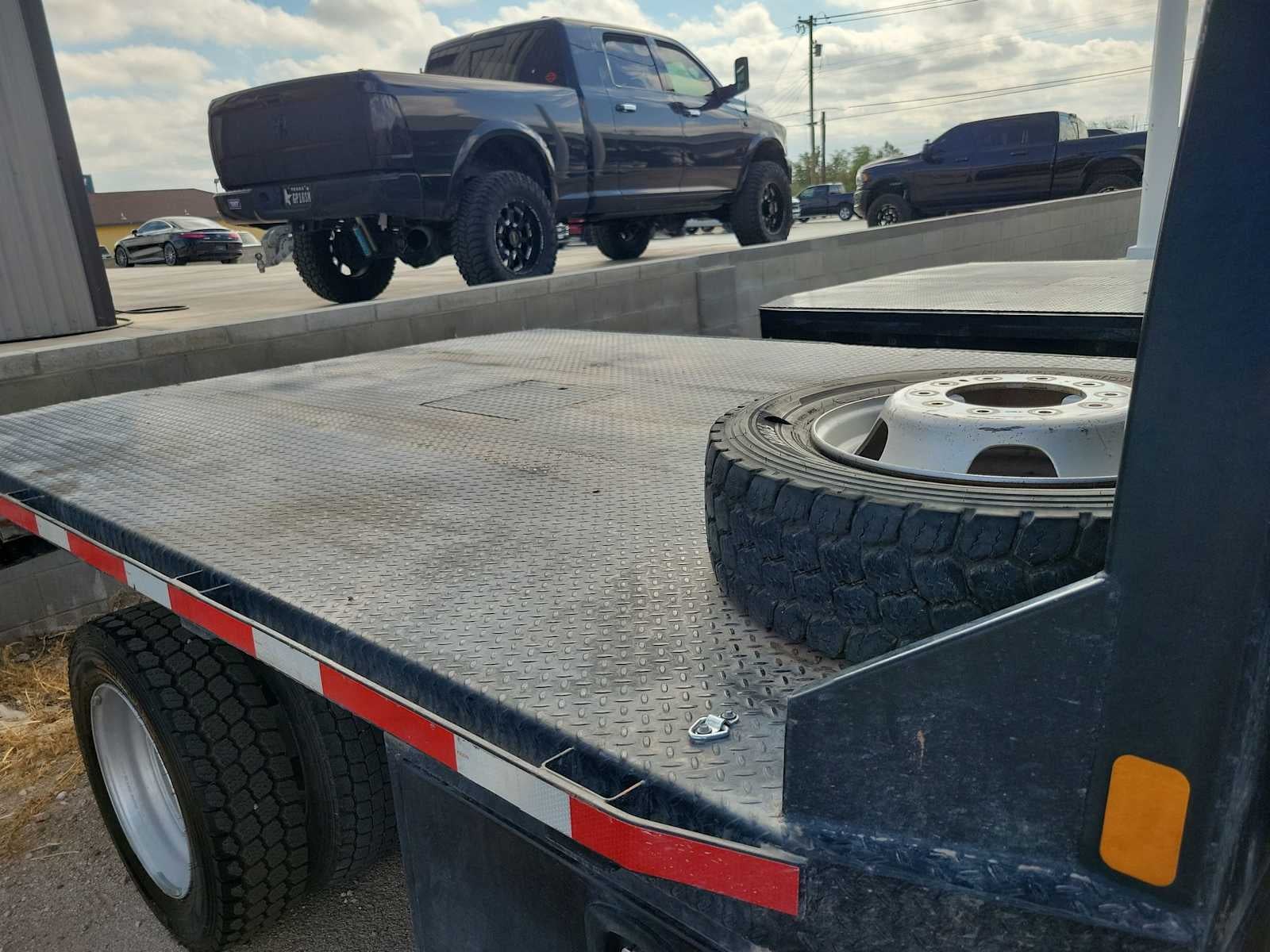 2022 RAM 5500 Chassis Cab Tradesman/SLT/Laramie/Limited