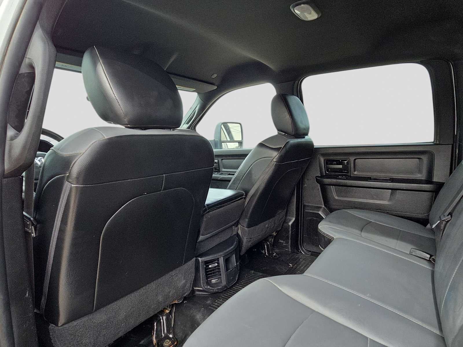 2024 RAM 5500 Chassis Tradesman/SLT/Laramie/Limited