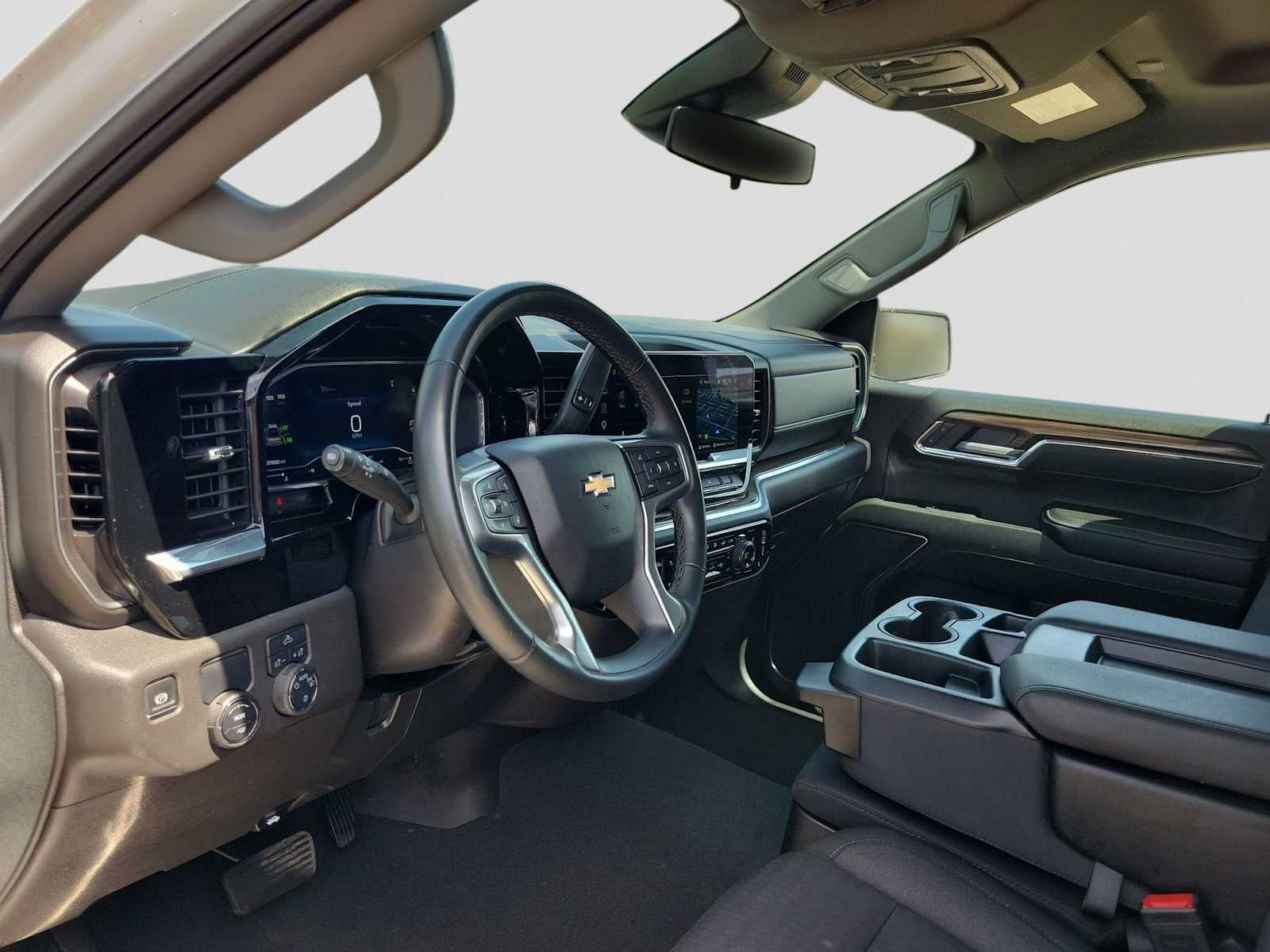2025 Chevrolet Silverado 1500 2WD Crew Cab Short Bed LT
