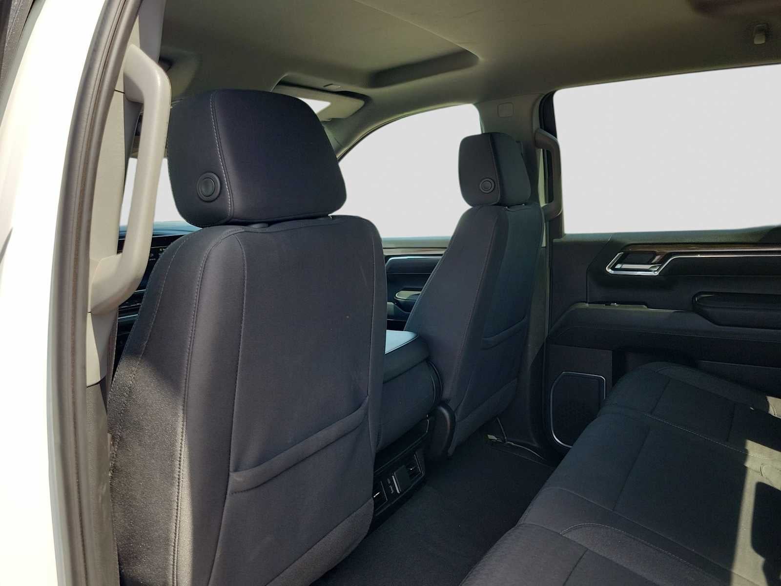 2025 Chevrolet Silverado 1500 2WD Crew Cab Short Bed LT