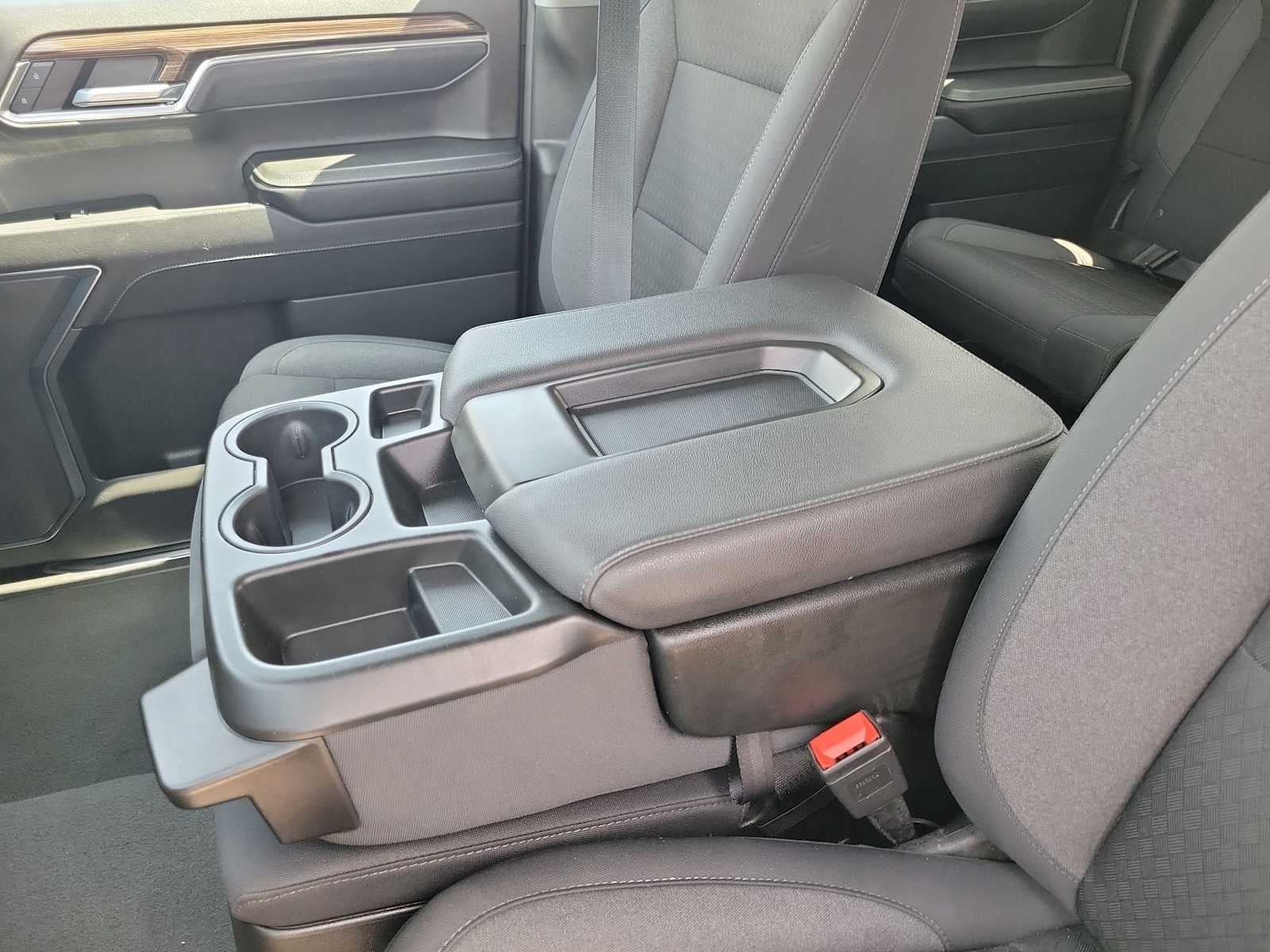 2025 Chevrolet Silverado 1500 2WD Crew Cab Short Bed LT