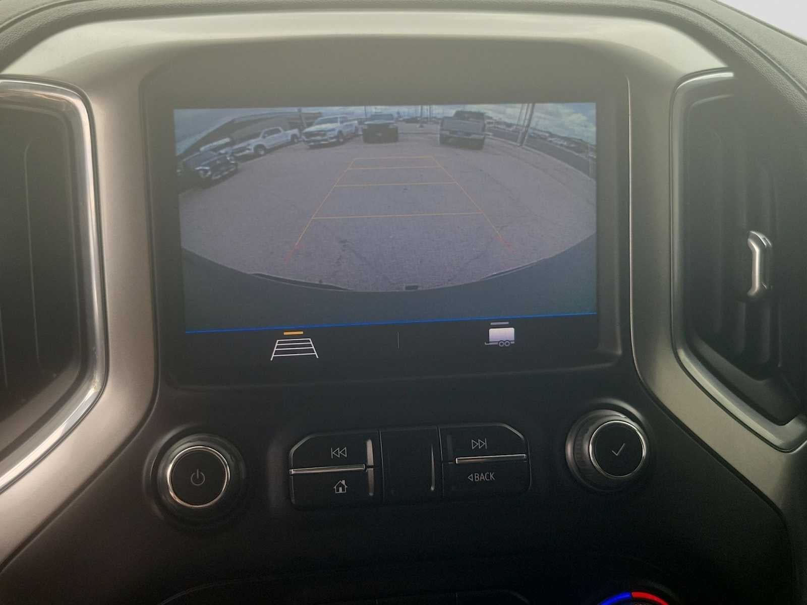 2021 Chevrolet Silverado 1500 2WD Crew Cab Short Bed LT
