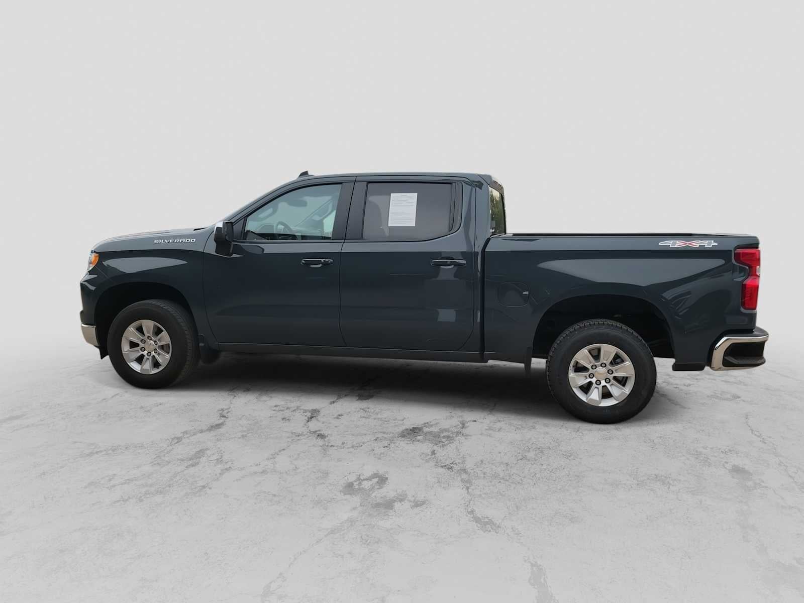 2025 Chevrolet Silverado 1500 4WD Crew Cab Standard Bed LT