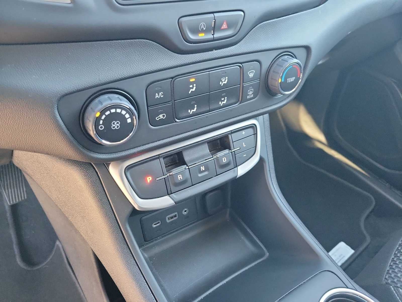 2024 GMC Terrain FWD SLE