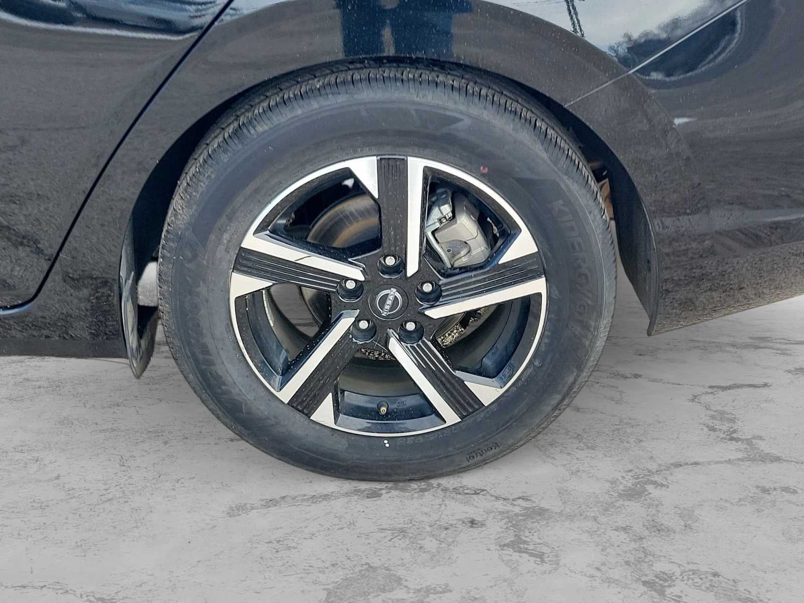 2024 Nissan Sentra SV Xtronic CVT