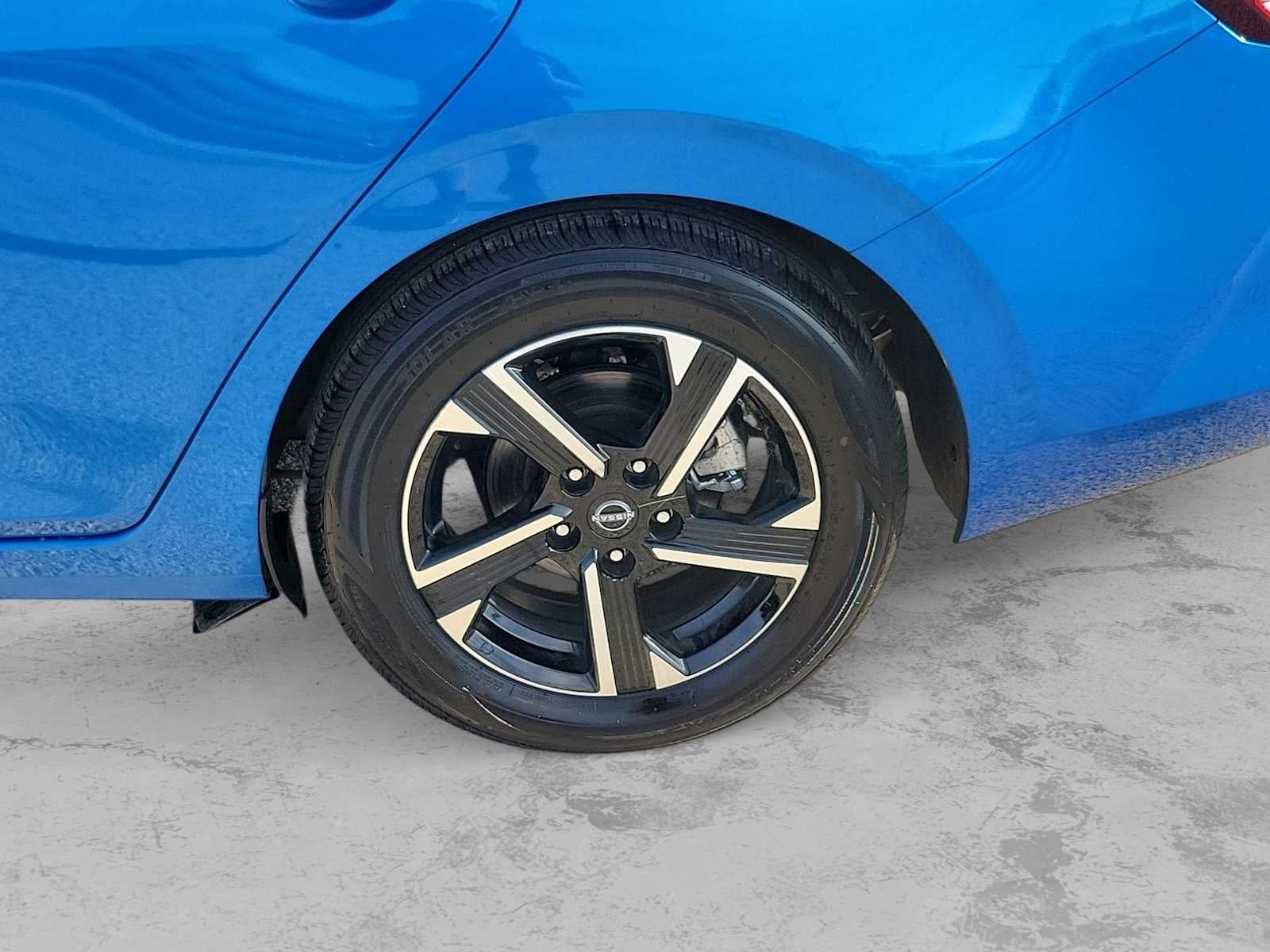 2024 Nissan Sentra SV Xtronic CVT