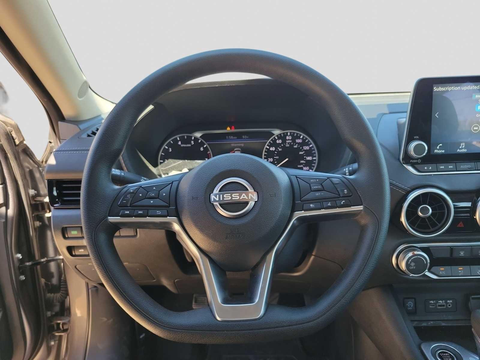 2024 Nissan Sentra SV Xtronic CVT