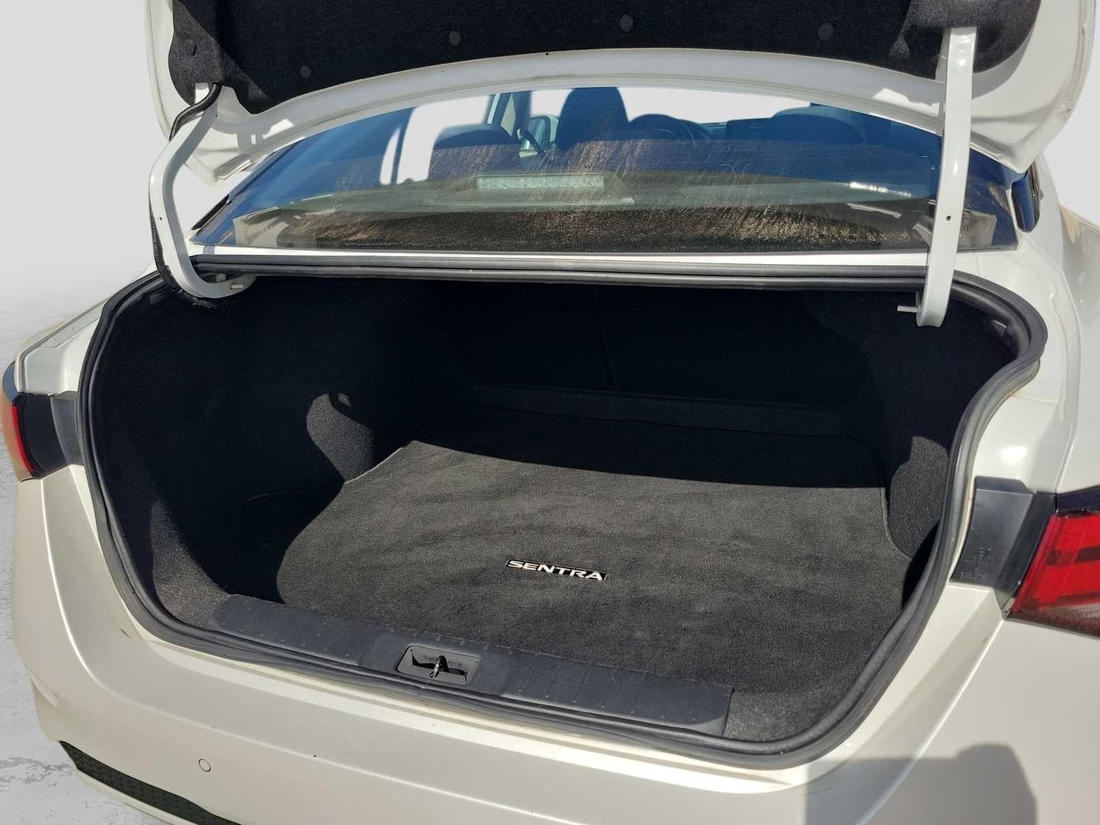 2024 Nissan Sentra SV Xtronic CVT