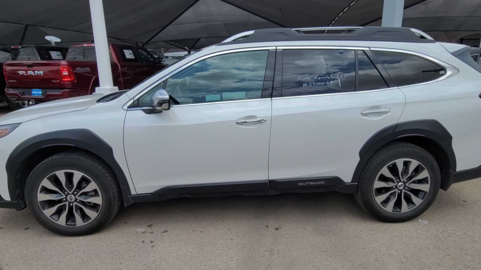 2023 Subaru Outback Touring