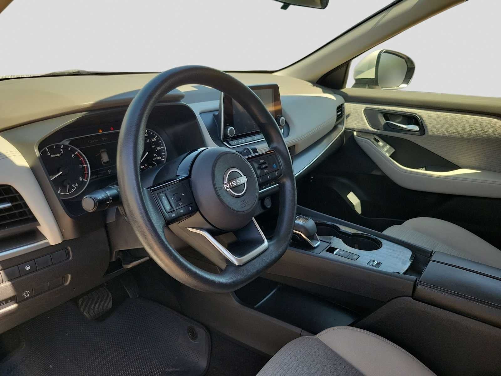 2023 Nissan Rogue SV FWD