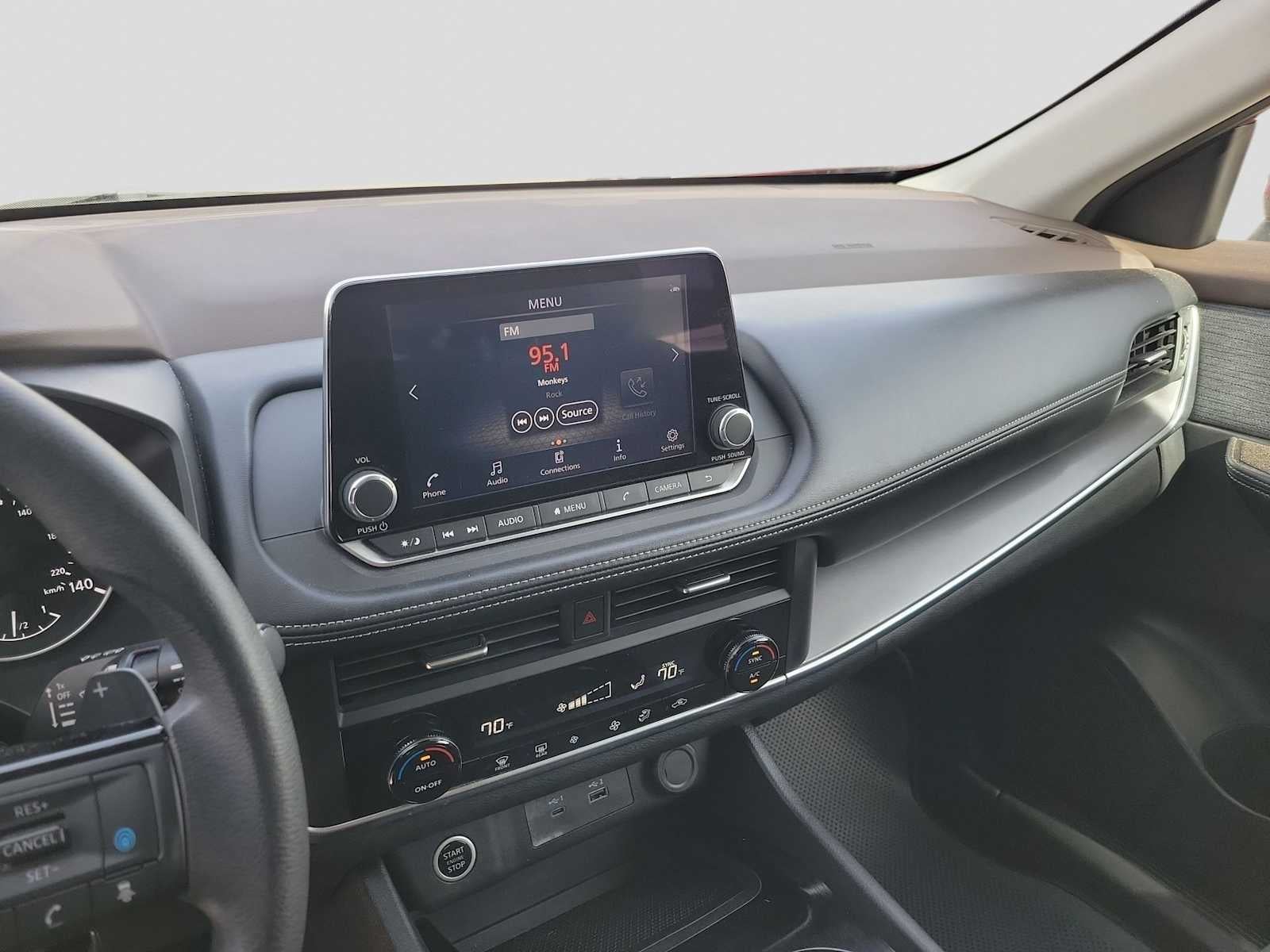 2023 Nissan Rogue SV FWD