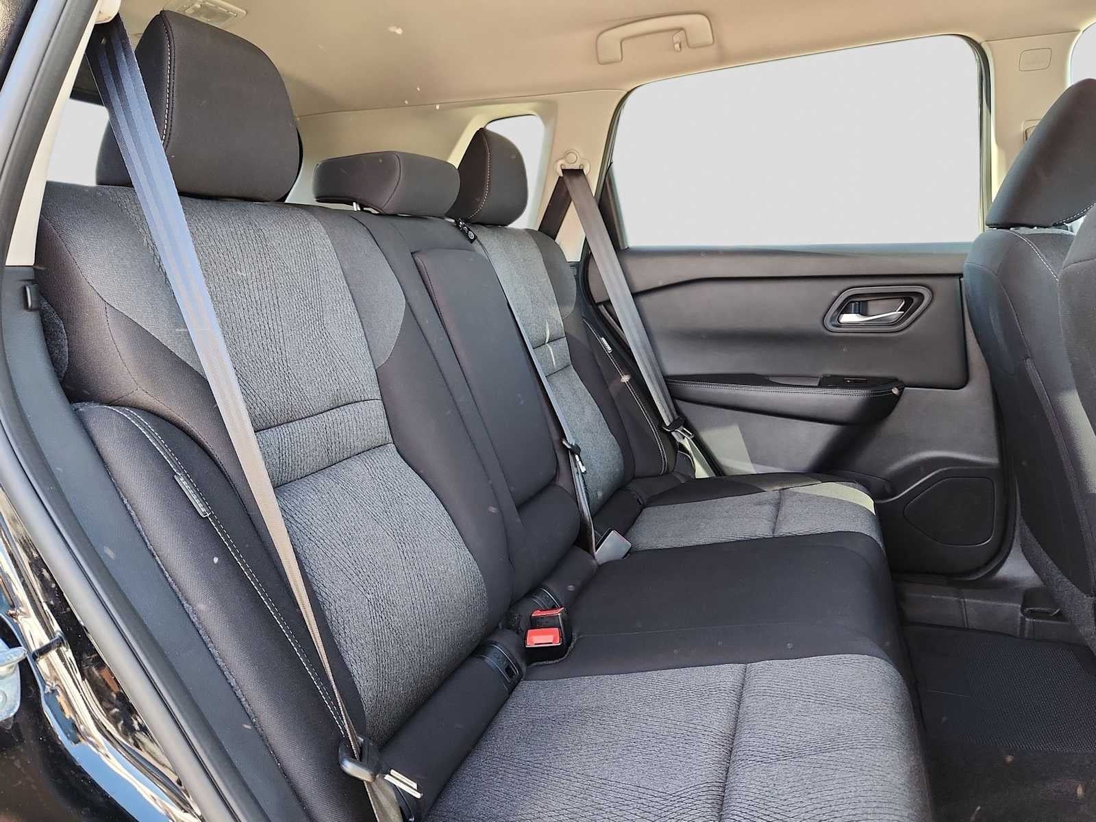 2025 Nissan Rogue SV FWD