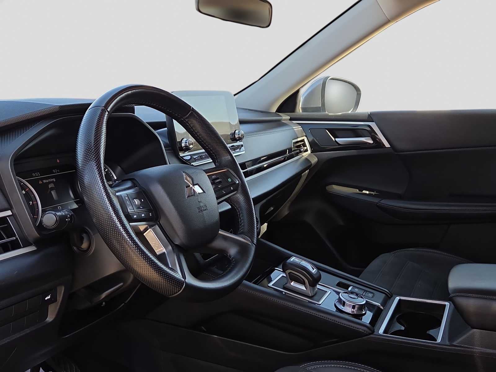 2024 Mitsubishi Outlander SE FWD