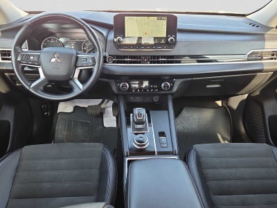 2024 Mitsubishi Outlander SE FWD