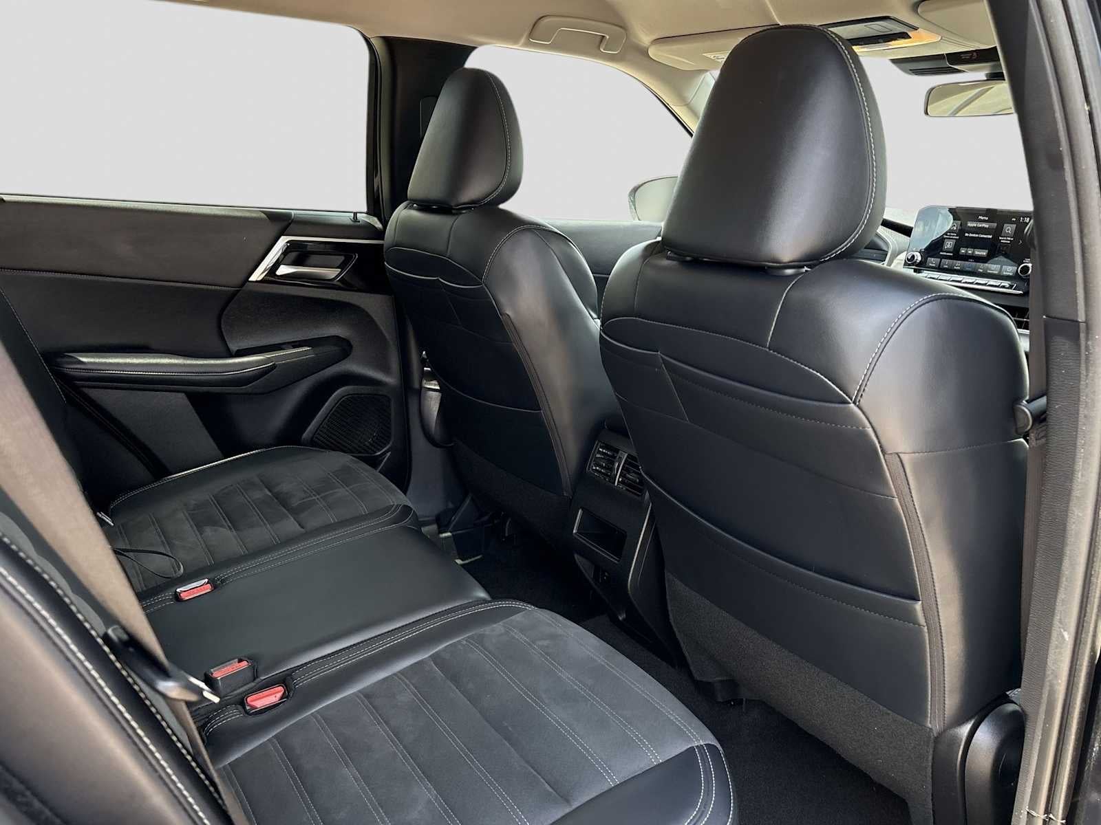 2024 Mitsubishi Outlander SE FWD