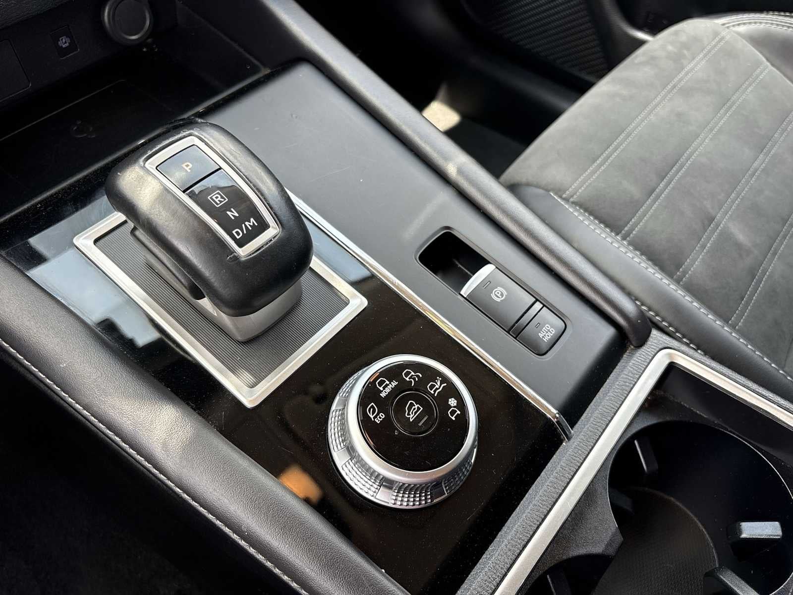 2024 Mitsubishi Outlander SE FWD