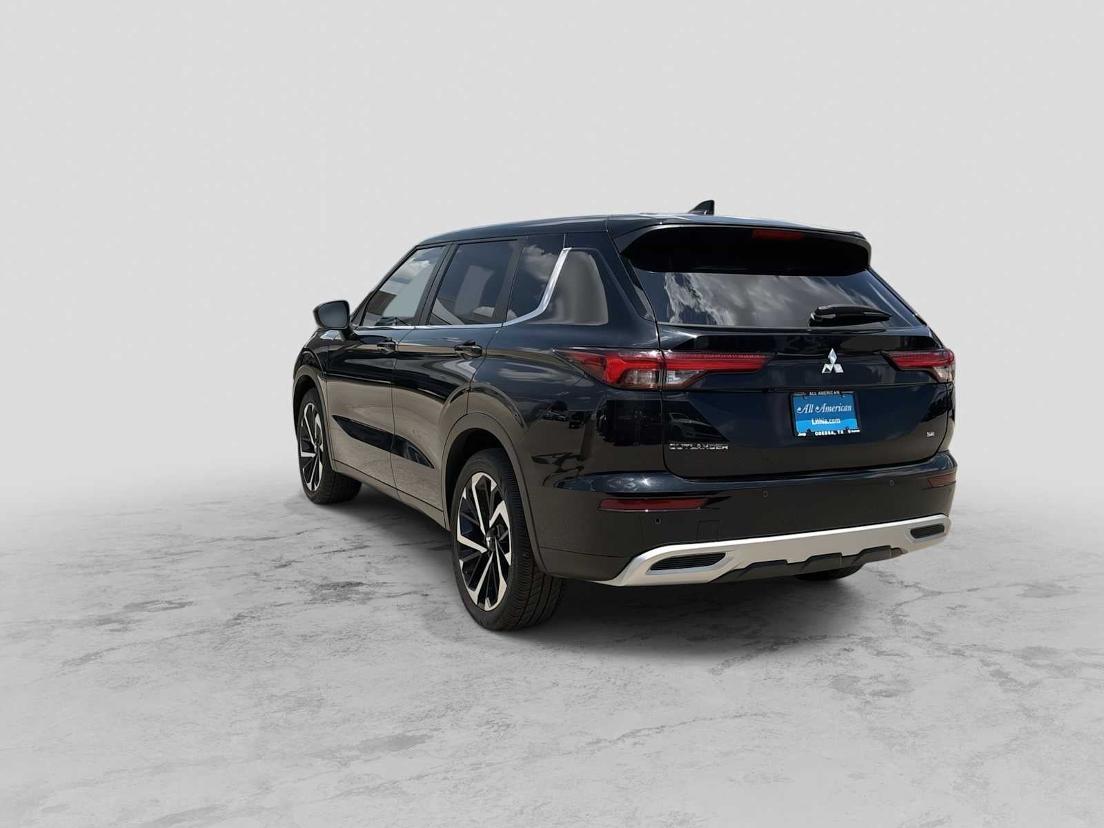 2024 Mitsubishi Outlander SE FWD