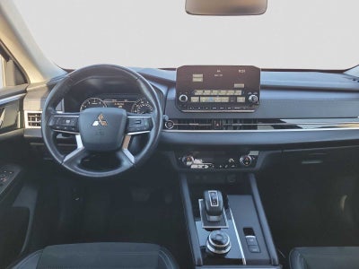 2024 Mitsubishi Outlander SE 2.5 2WD