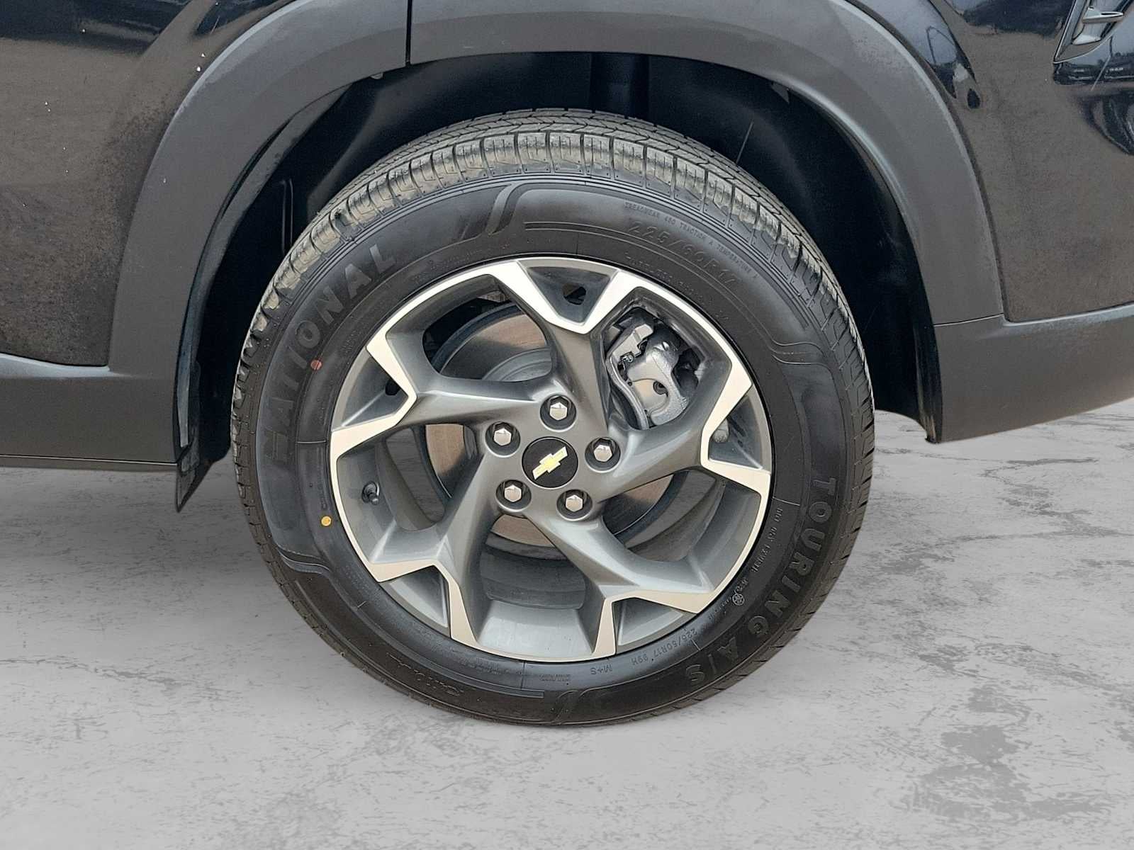 2024 Chevrolet Trax FWD LT