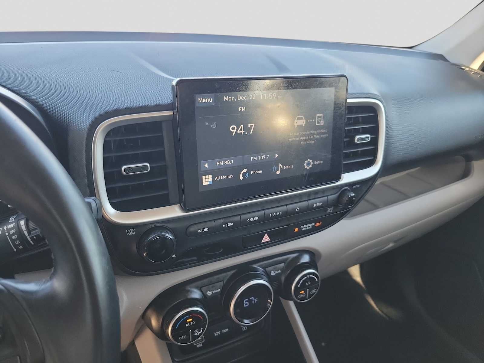 2025 Hyundai Venue SEL