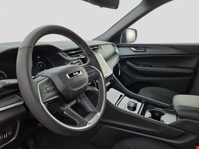 2026 Jeep Grand Cherokee GRAND CHEROKEE LAREDO X 4X2