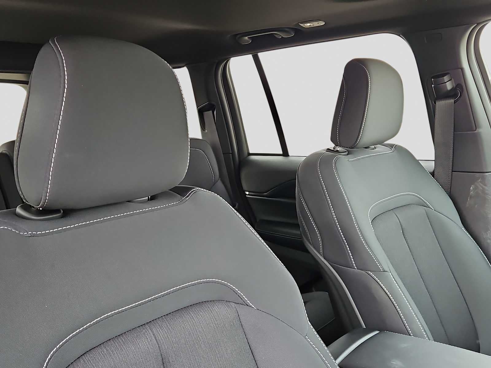 2026 Jeep Grand Cherokee GRAND CHEROKEE LAREDO X 4X2