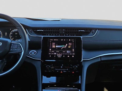 2026 Jeep Grand Cherokee GRAND CHEROKEE LAREDO X 4X2