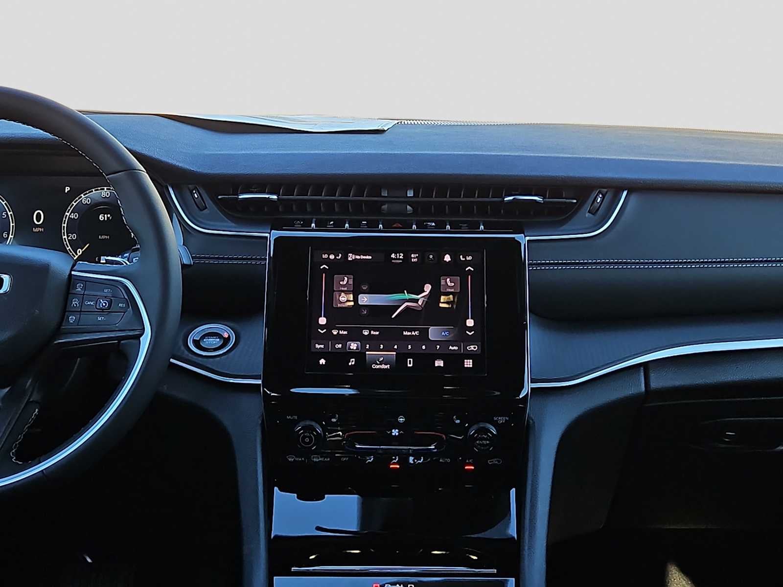 2026 Jeep Grand Cherokee GRAND CHEROKEE LAREDO X 4X2