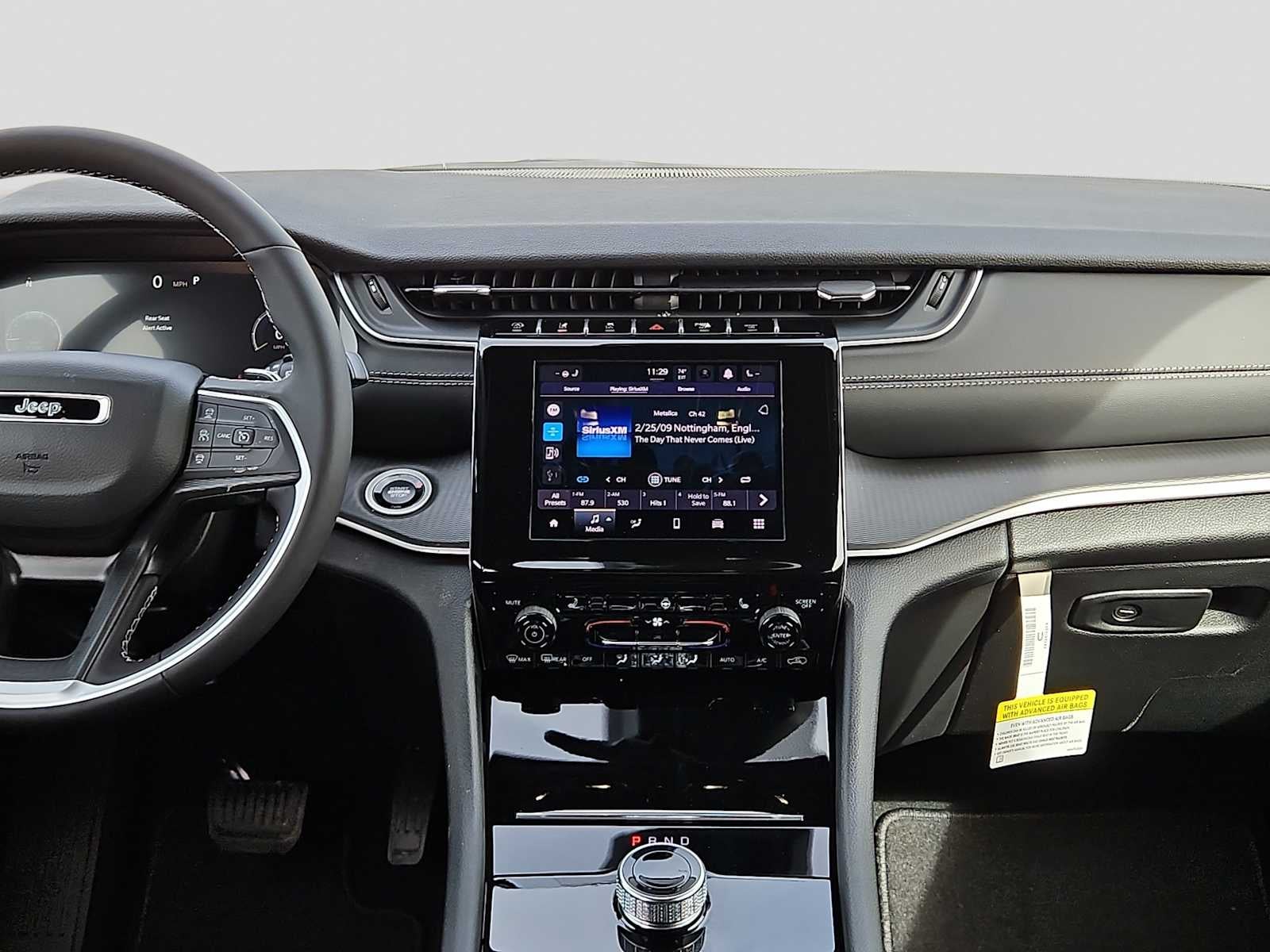 2026 Jeep Grand Cherokee GRAND CHEROKEE LAREDO X 4X2