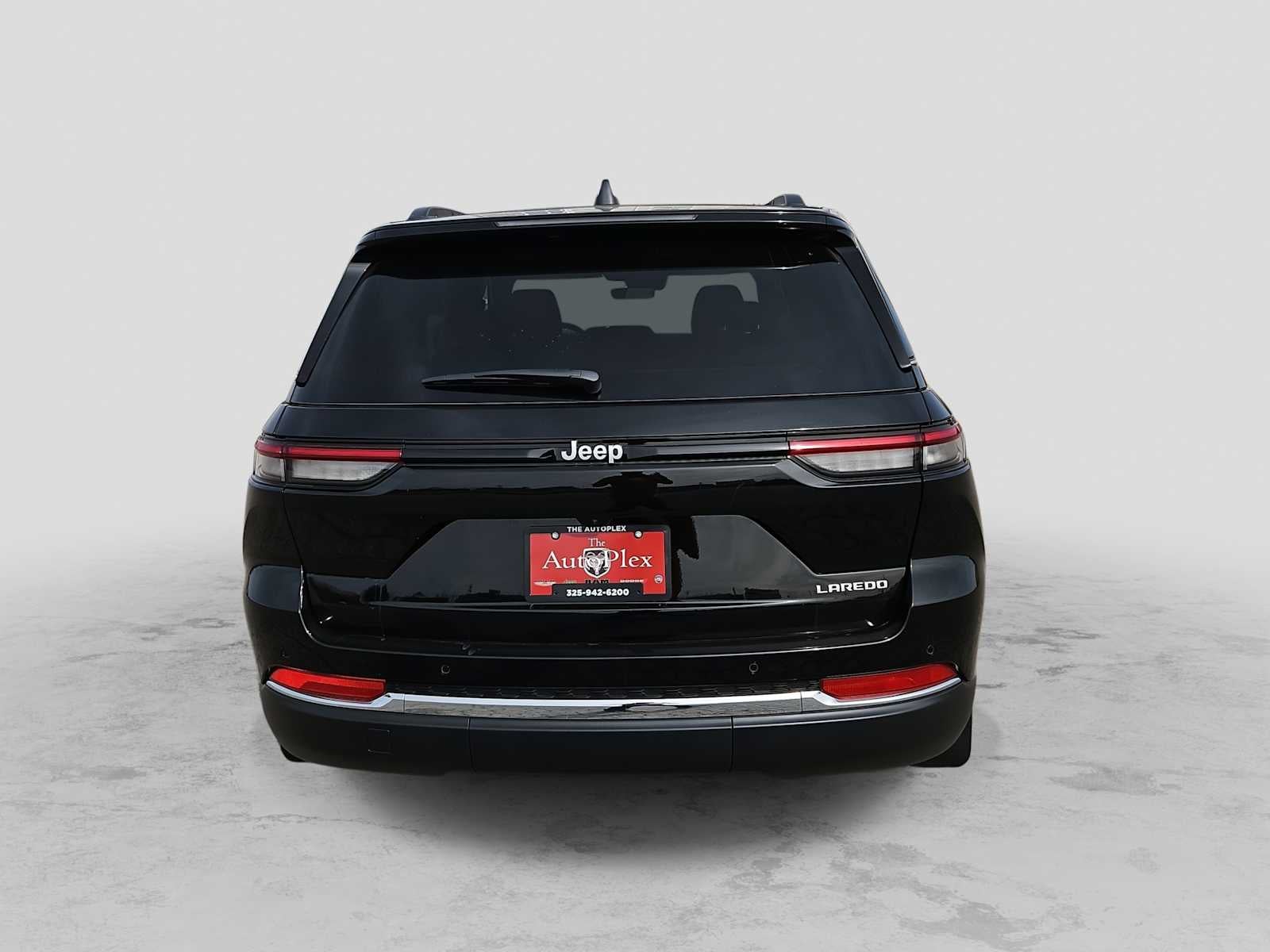 2026 Jeep Grand Cherokee GRAND CHEROKEE LAREDO X 4X2