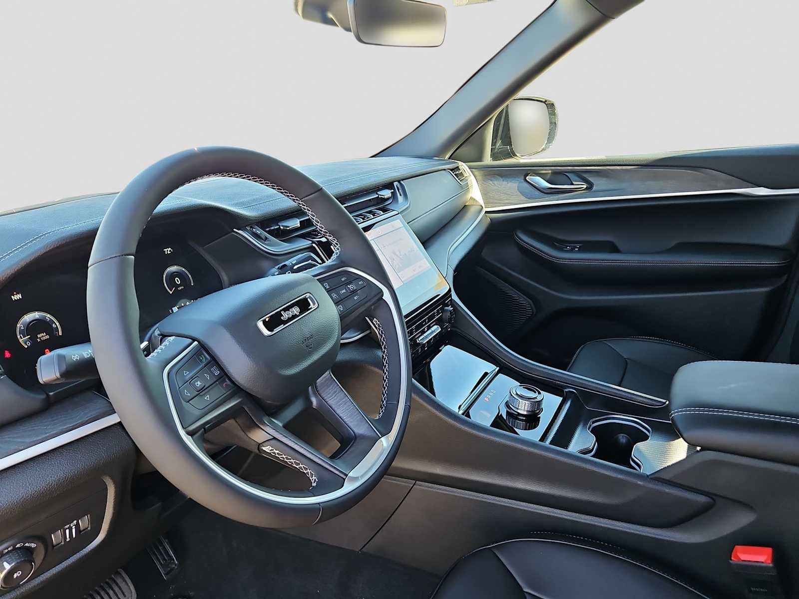 2025 Jeep Grand Cherokee GRAND CHEROKEE LIMITED 4X2