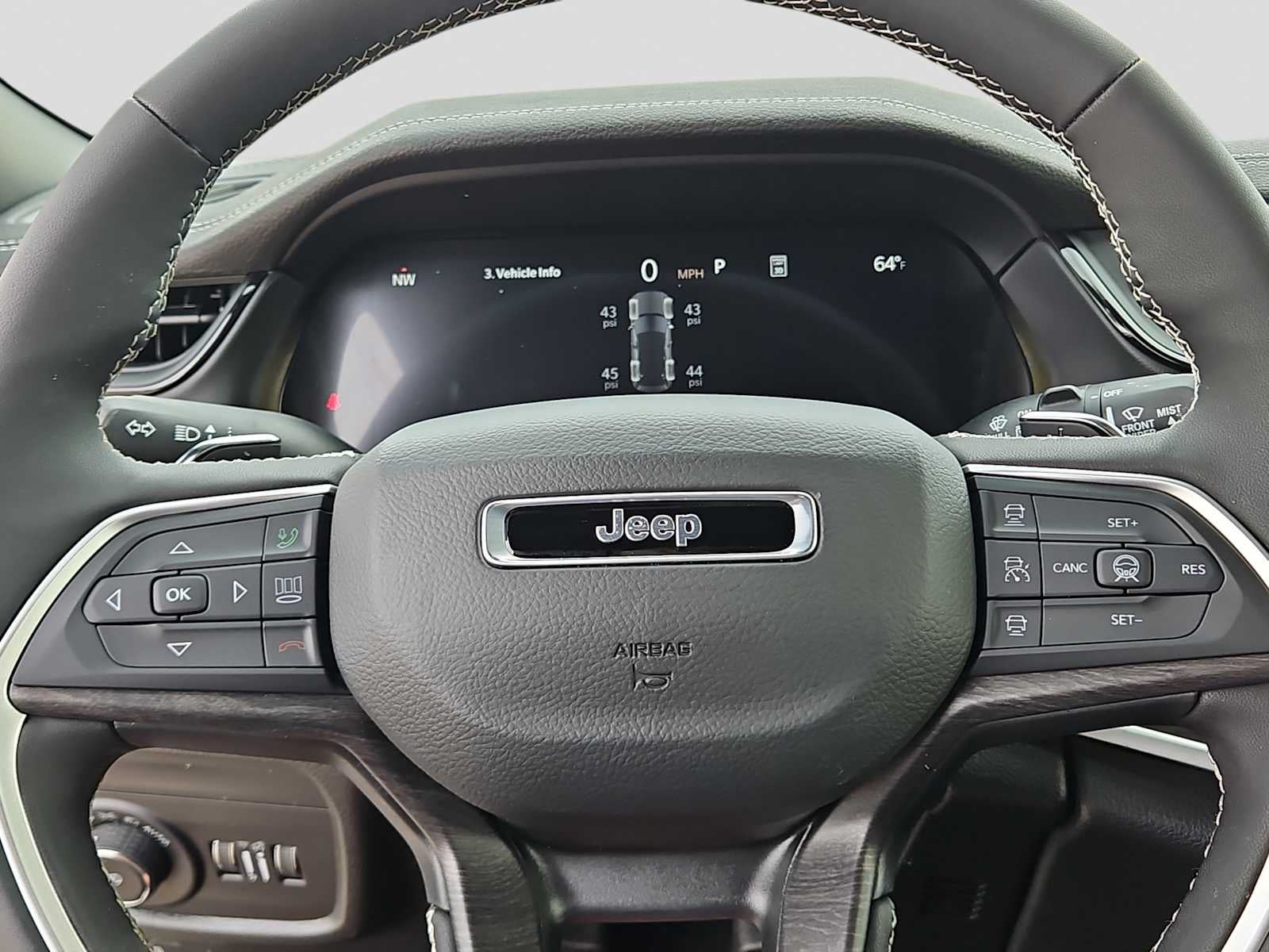2026 Jeep Grand Cherokee GRAND CHEROKEE LIMITED 4X2