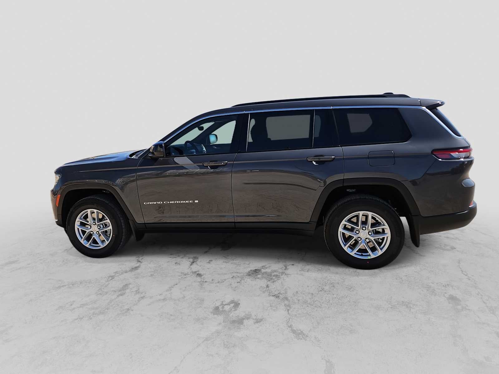 2026 Jeep Grand Cherokee GRAND CHEROKEE L LAREDO X 4X2