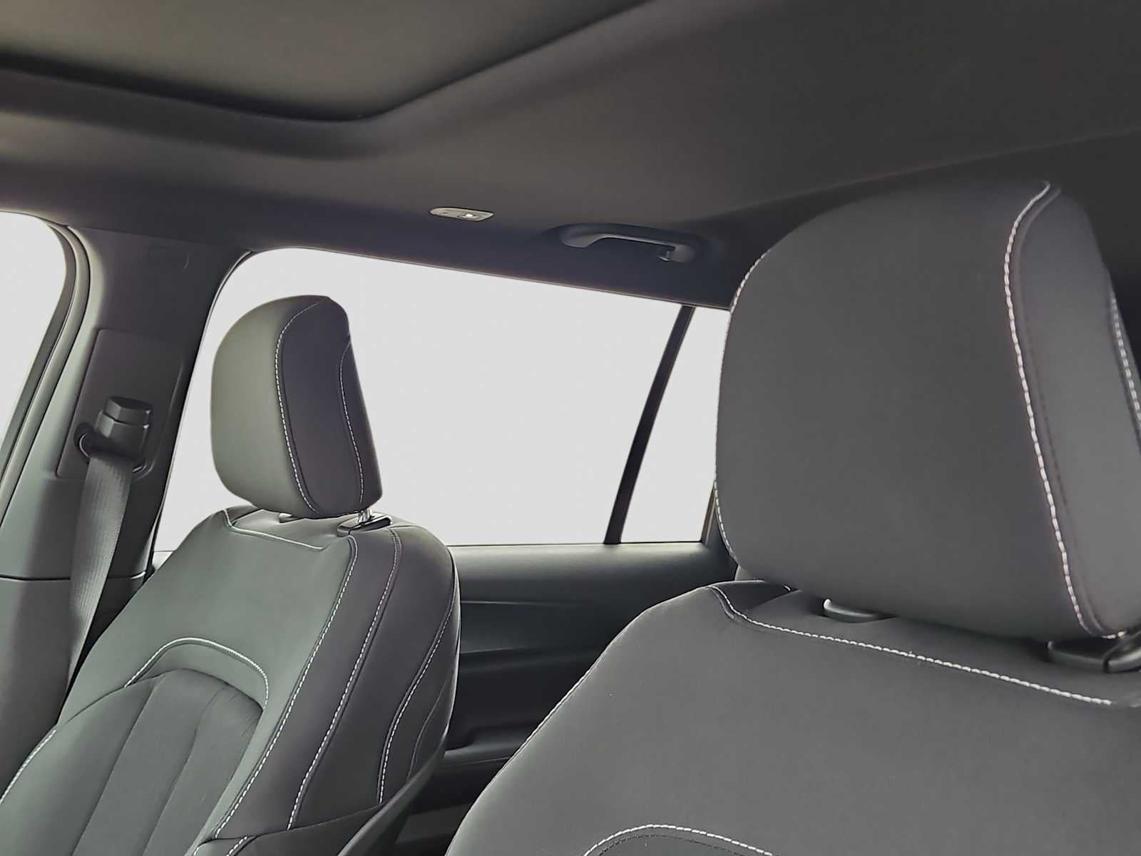 2026 Jeep Grand Cherokee GRAND CHEROKEE L LAREDO X 4X2