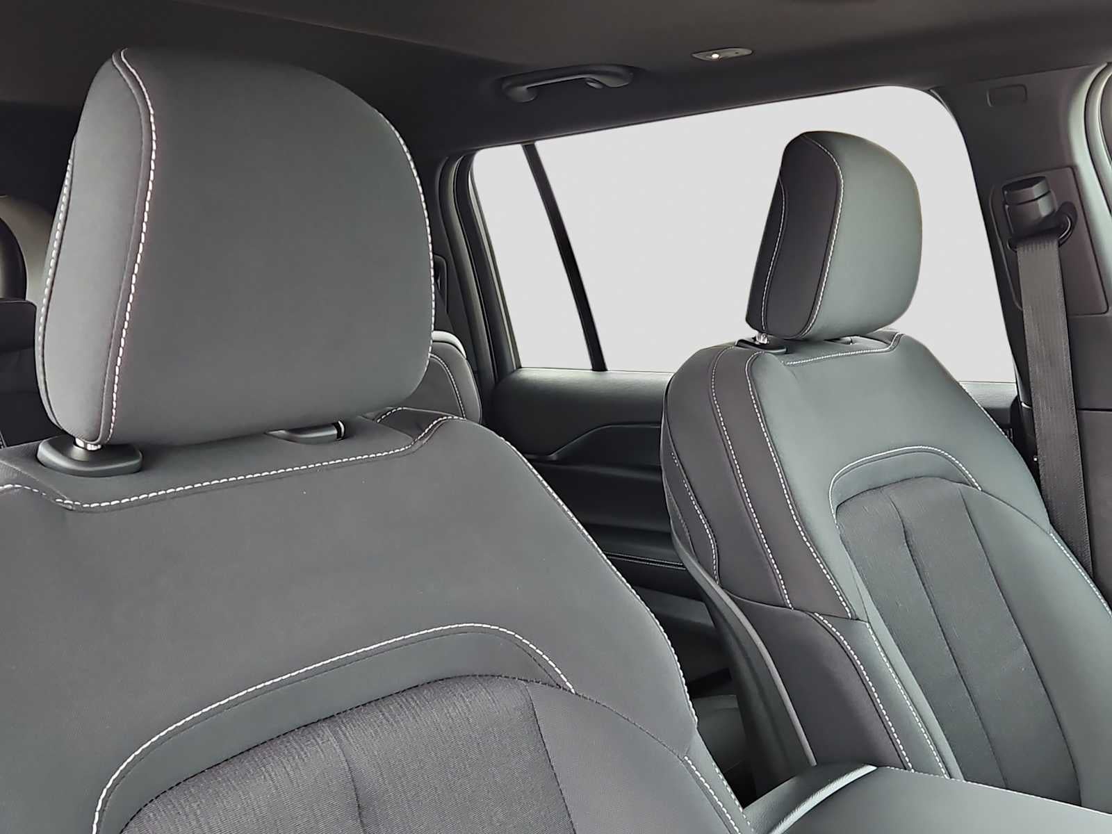 2026 Jeep Grand Cherokee GRAND CHEROKEE L LAREDO X 4X2