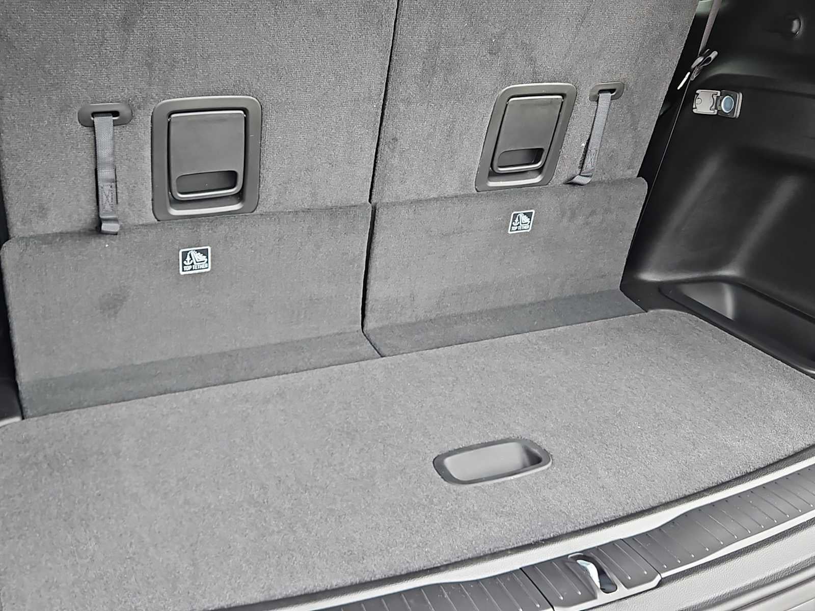 2026 Jeep Grand Cherokee GRAND CHEROKEE L LAREDO X 4X2