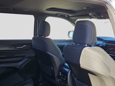 2026 Jeep Grand Cherokee GRAND CHEROKEE L LAREDO X 4X2