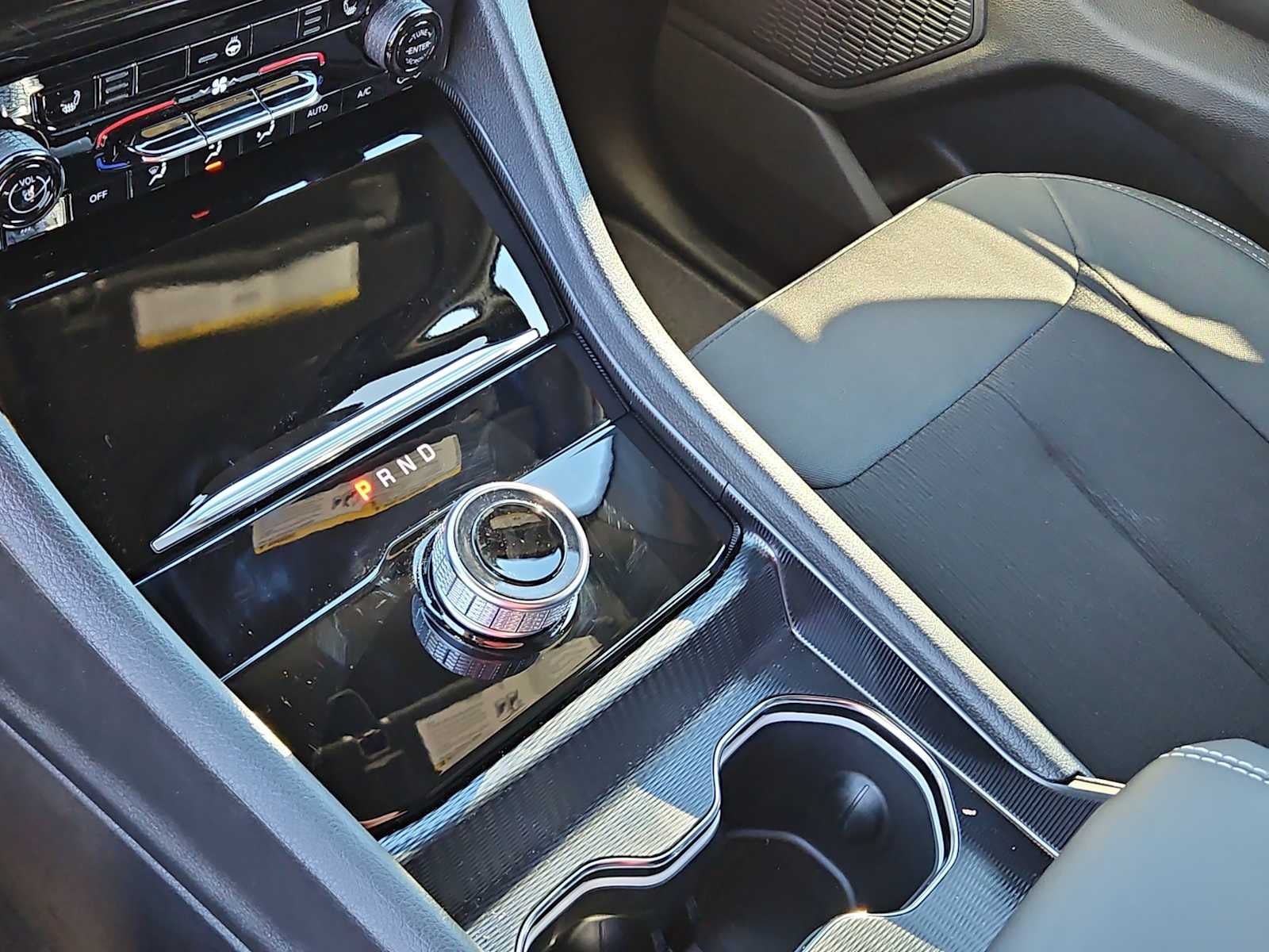 2026 Jeep Grand Cherokee GRAND CHEROKEE L LAREDO X 4X2