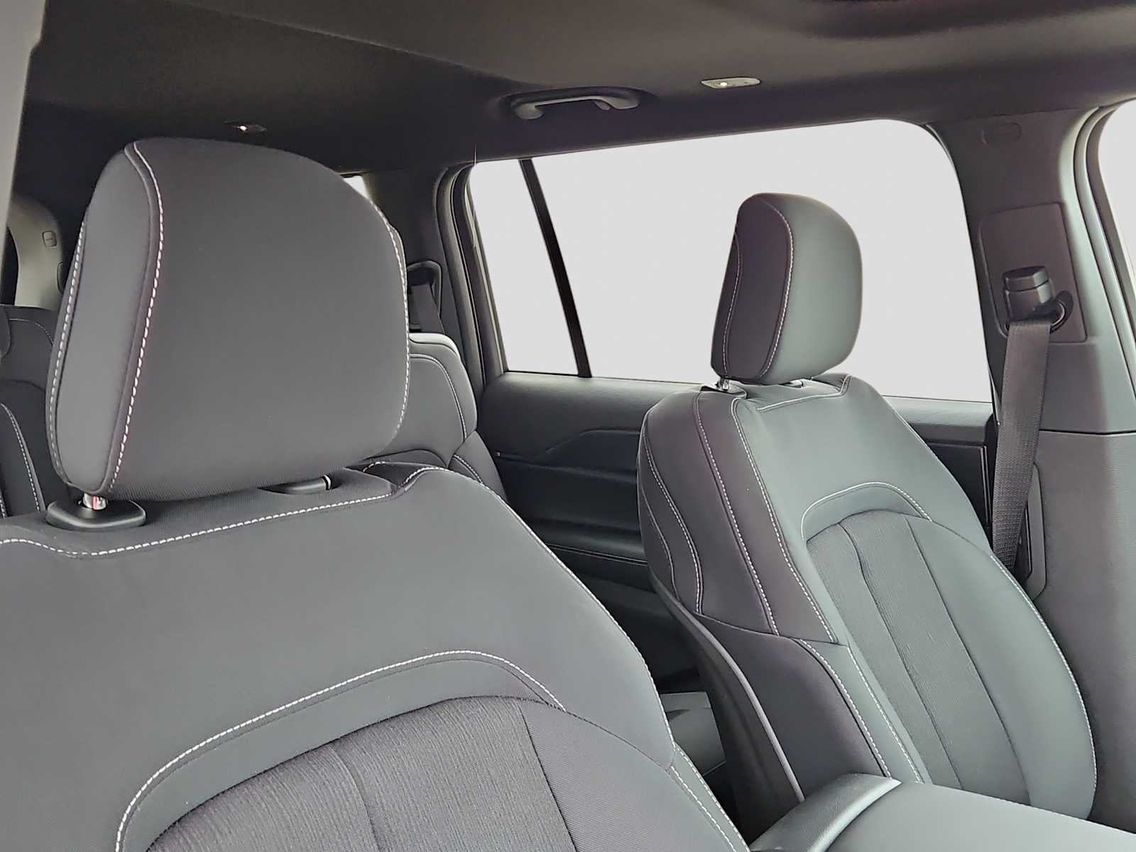 2026 Jeep Grand Cherokee GRAND CHEROKEE L LAREDO X 4X2