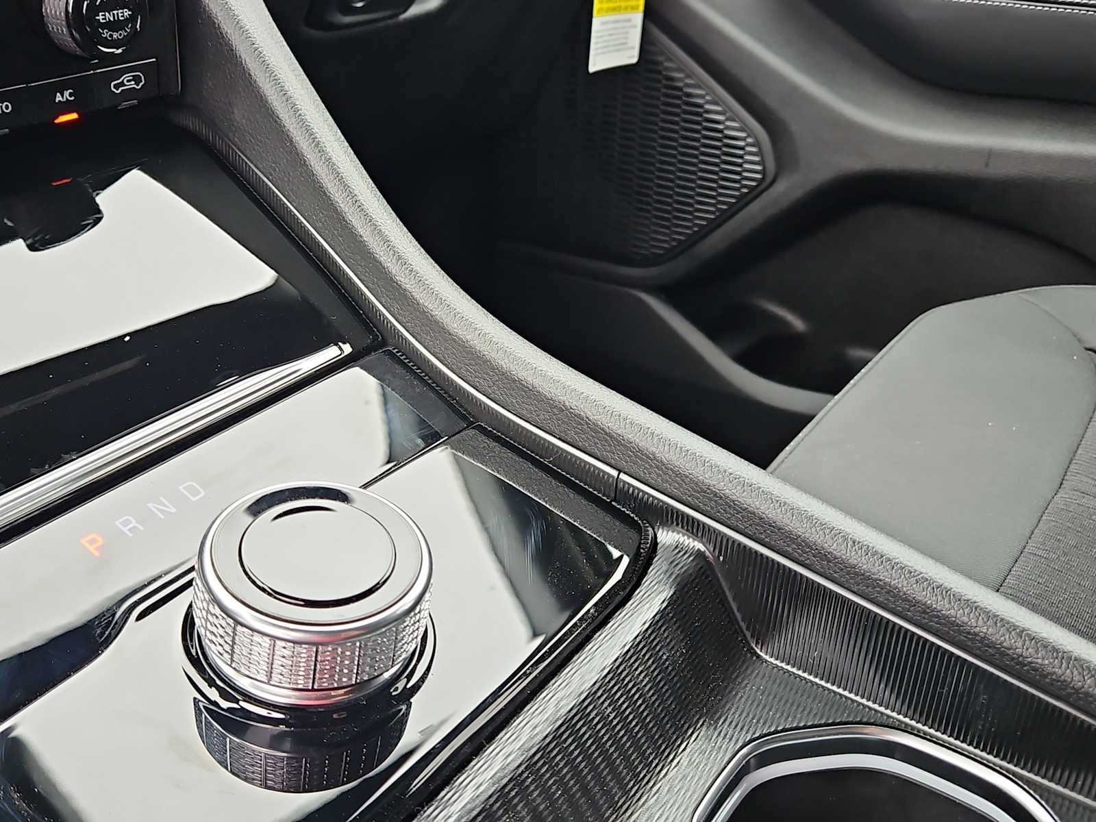 2026 Jeep Grand Cherokee GRAND CHEROKEE L LAREDO X 4X2