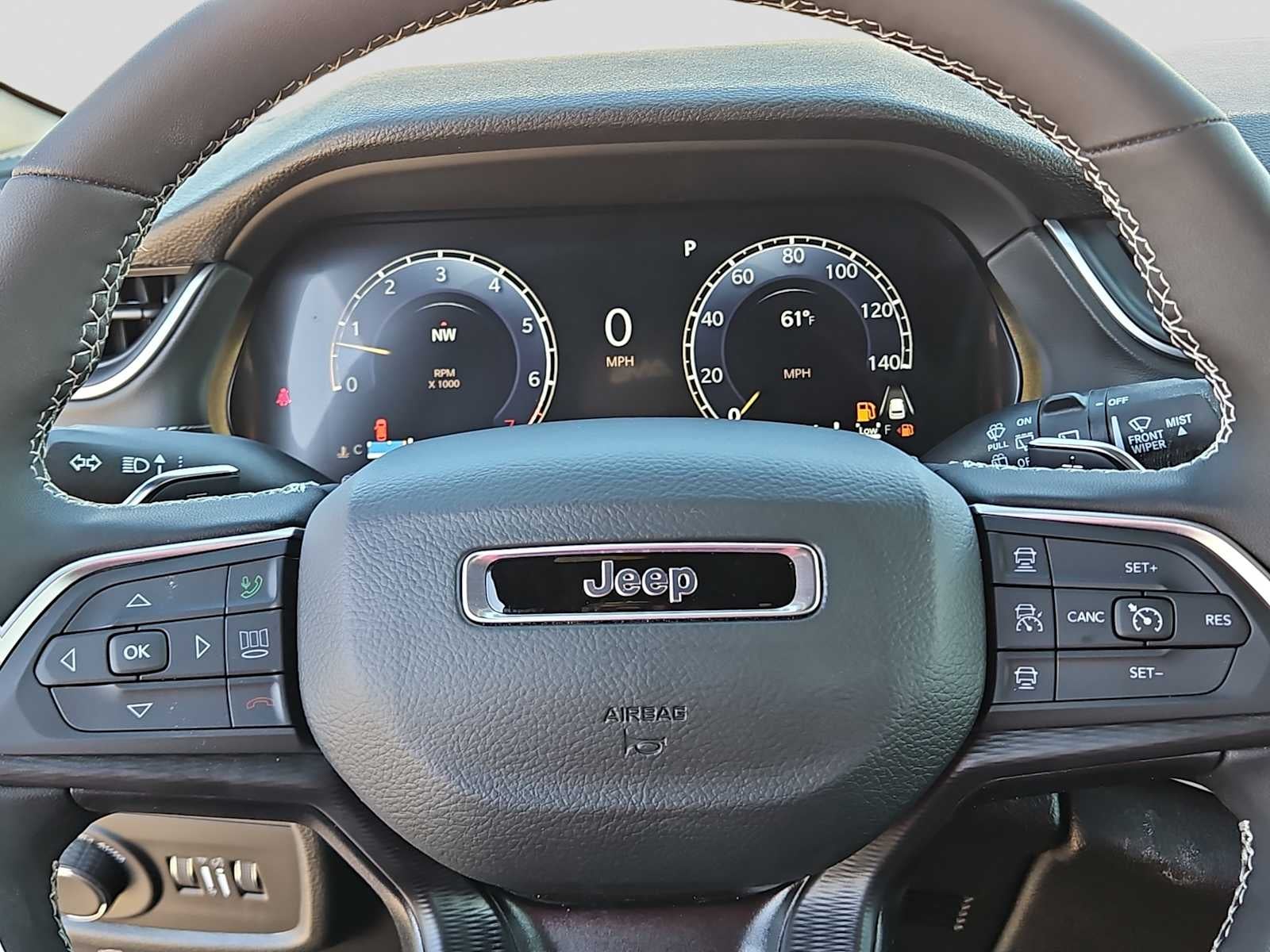 2026 Jeep Grand Cherokee GRAND CHEROKEE L LAREDO X 4X2