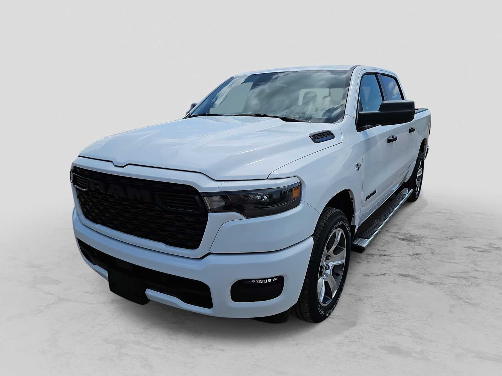 2026 RAM 1500 RAM 1500 EXPRESS CREW CAB 4X2 5'7' BOX